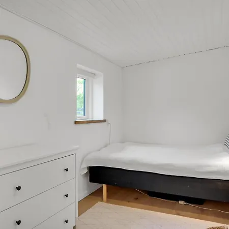 3 Bedroom Amazing In Prázdninový dům *